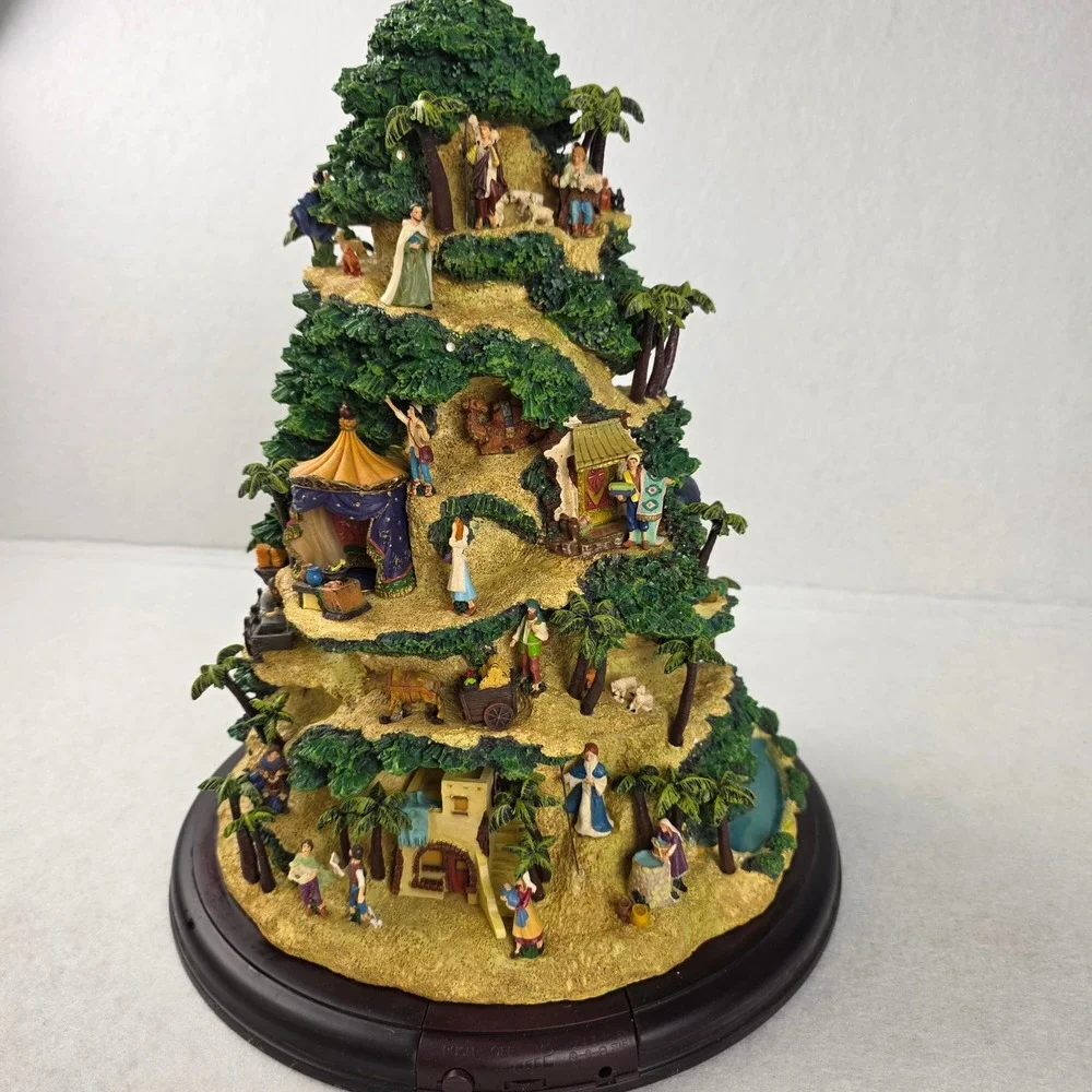 Thomas Kinkade Glory to the Newborn King Illuminated Nativity Tree Music 2005